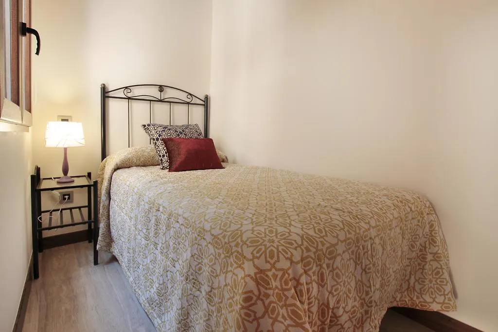 Apartamentos Alcantara Toledo Spain
